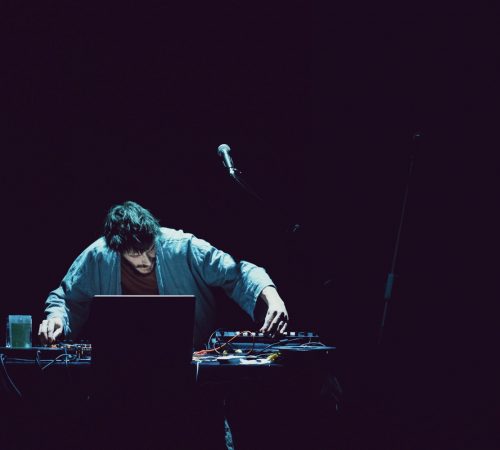 David-Javorsky_12_Audiovizualna-performancia-4-words-about.-v-spolupraci-s-Bartekom-Przybylskim_01
