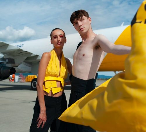 Karin-Elizova_05-DHL-x-NOSENE-–-upcyklovane-kurierske-uniformy-1