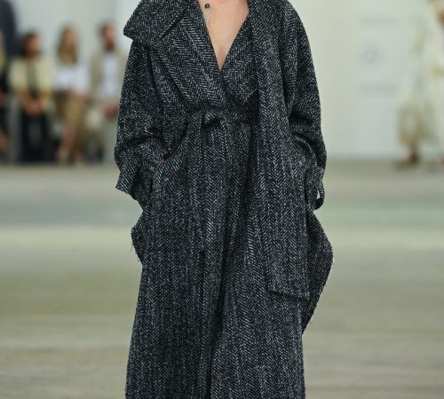 Katarina-Filan-Halasova_10_kolekcia-SS22-MBPFW-fashion-show_03