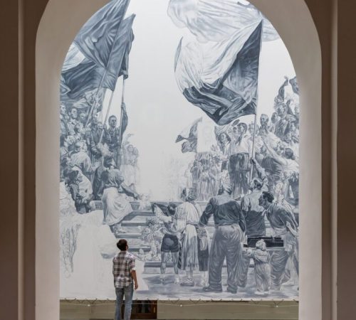 Marcel-Malis_09_VdakyZdanie-foyer-Slovenskej-narodnej-galerie-v-Bratislave-malba-akrylom-na-banner-87-×-8-m-2020-–-2021-foto-Juraj-Starovecky