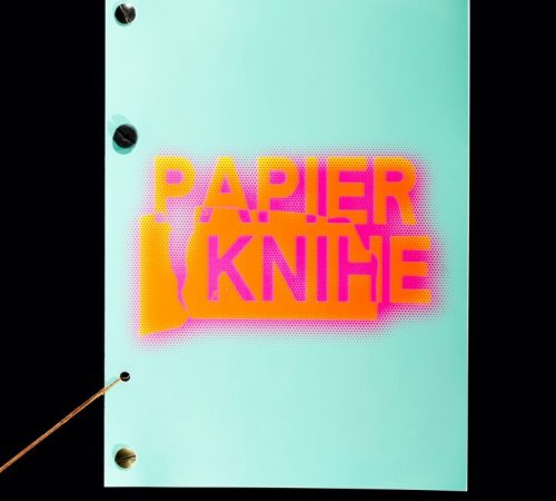 Matus-Buranovsky_15_Papier-v-knihe_1