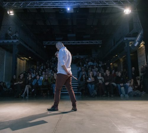 Tomas-Straka_08_Majstrovstva-Slovenska-v-SLam-Poetry-tabacka-kulturfabrik-2019